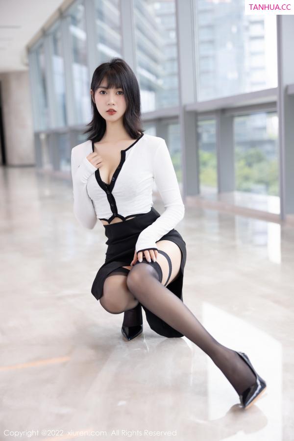 林子遥  [XiuRen]高清写真图 2022.12.13 No.5991 林子遥 黑丝美腿第6张图片